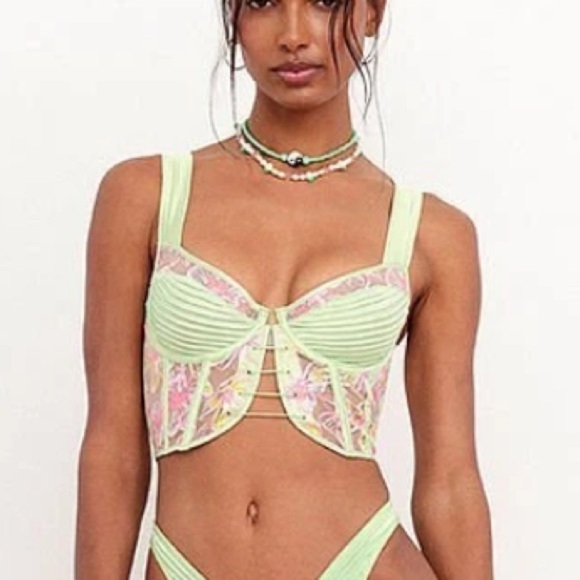 New! For Love And Lemons electric fields Green Floral Lace Bra 1868 - Picture 11 of 11